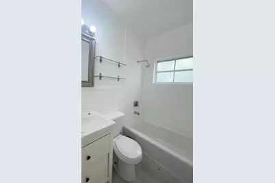 1021 Euclid Ave #9, Miami Beach, FL 33139 - Photo 13