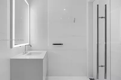 300 Biscayne Boulevard Way #4808W, Miami, FL 33131 - Photo 23