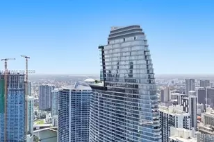 300 Biscayne Blvd Way, Miami, FL 33131 - Photo 3