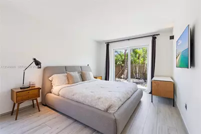 741 86th St, Miami Beach, FL 33141 - Photo 25