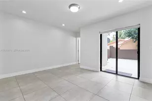 4390 E 10th Ave, Hialeah, FL 33013 - Photo 21