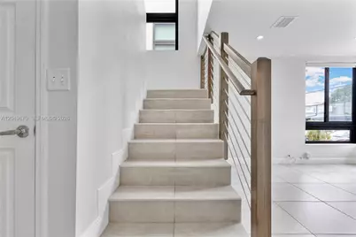 4390 E 10th Ave #4390, Hialeah, FL 33013 - Photo 23