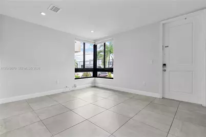 4390 E 10th Ave #4390, Hialeah, FL 33013 - Photo 9