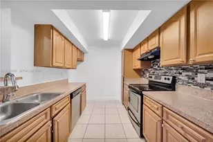 15070 SW 103rd Ln, Miami, FL 33196 - Photo 7
