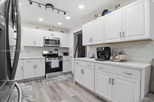 7551 Polk St, Hollywood, FL 33024 - Photo 3
