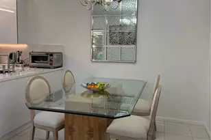 9101 SW 19th Pl, Davie, FL 33324 - Photo 5