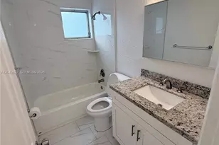 1328 Wiley St, Hollywood, FL 33019 - Photo 9