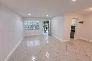 1328 Wiley St, Hollywood, FL 33019 - Photo 3