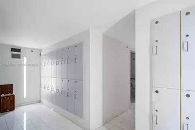 1040 Biscayne Blvd #3802, Miami, FL 33132 - Photo 25