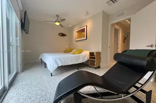 451 SW 24th Rd, Miami, FL 33129 - Photo 9