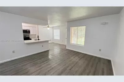 2485 NW 33rd St #1610, Oakland Park, FL 33309 - Photo 5