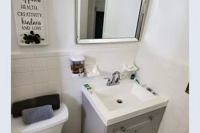 804 NW 8th St, Dania Beach, FL 33004 - Photo 3