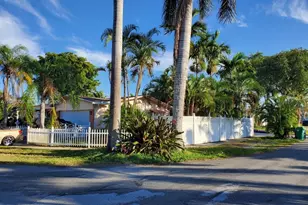 804 NW 8th St, Dania Beach, FL 33004 - Photo 1