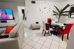 501 Blue Heron Dr, Hallandale Beach, FL 33009 - Photo 1