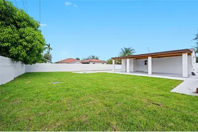 1720 NW 67th St, Miami, FL 33147 - Photo 31