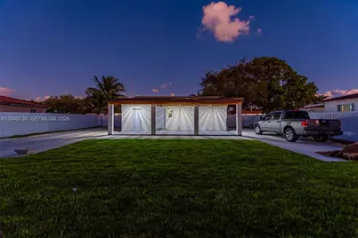 1720 NW 67th St, Miami, FL 33147 - Photo 29