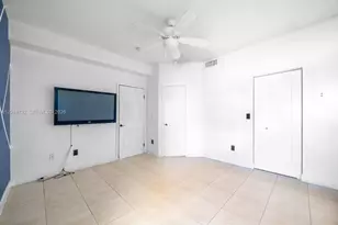 18308 NW 68th Ave, Hialeah, FL 33015 - Photo 15