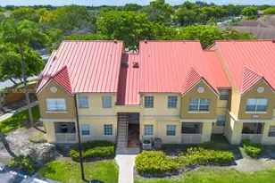 18308 NW 68th Ave, Hialeah, FL 33015 - Photo 19