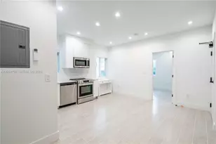 960 Jefferson Ave, Miami Beach, FL 33139 - Photo 5
