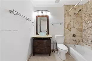 10545 NW 43rd Terrace, Doral, FL 33178 - Photo 25