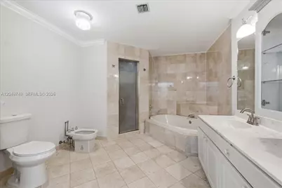 10545 NW 43rd Ter, Doral, FL 33178 - Photo 29