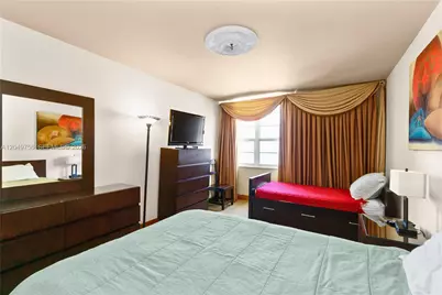 100 Lincoln Rd #811, Miami Beach, FL 33139 - Photo 15