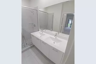 4619 NW 83rd Pkwy #4619, Doral, FL 33166 - Photo 9
