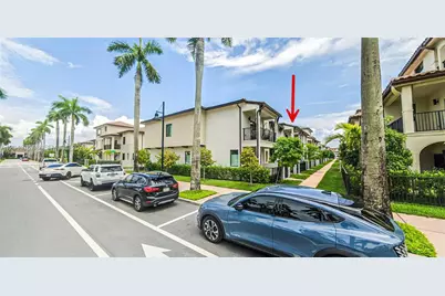 4619 NW 83rd Pkwy #4619, Doral, FL 33166 - Photo 1