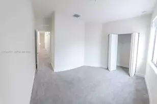 4619 NW 83rd Pkwy, Doral, FL 33166 - Photo 17