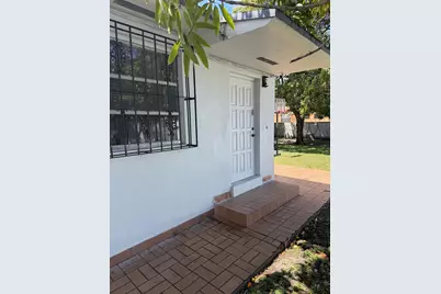41 E 20th St, Hialeah, FL 33010 - Photo 9