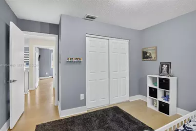 490 NW 102nd Ter, Pembroke Pines, FL 33026 - Photo 35