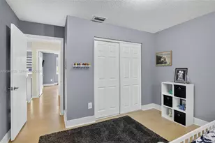 490 NW 102nd Terrace, Pembroke Pines, FL 33026 - Photo 35