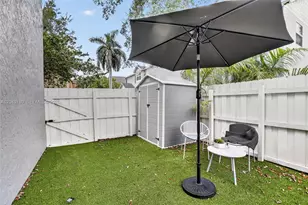 490 NW 102nd Terrace, Pembroke Pines, FL 33026 - Photo 41