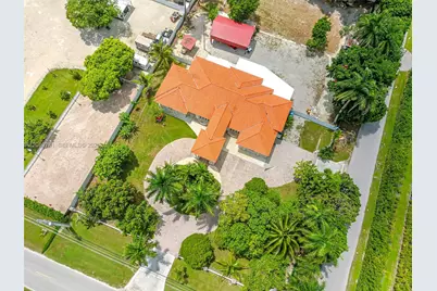 18390 SW 200th St, Miami, FL 33187 - Photo 41