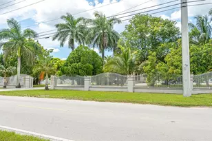 18390 SW 200th St, Miami, FL 33187 - Photo 67