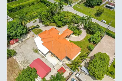 18390 SW 200th St, Miami, FL 33187 - Photo 19