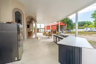 18390 SW 200th St, Miami, FL 33187 - Photo 47