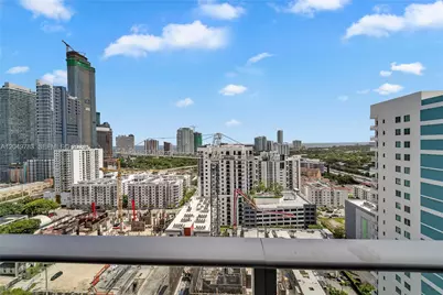 1010 SW 2nd Ave #2201, Miami, FL 33130 - Photo 23