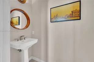 1010 SW 2nd Ave, Miami, FL 33130 - Photo 27