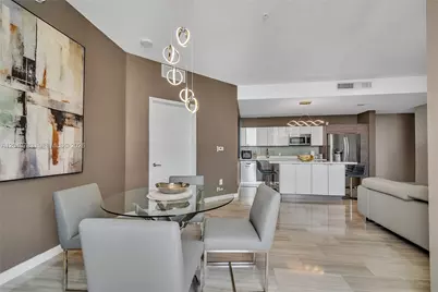 1010 SW 2nd Ave #2201, Miami, FL 33130 - Photo 15
