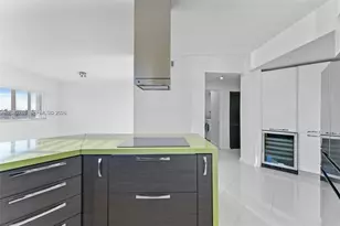 10720 NW 66th St, Doral, FL 33178 - Photo 9