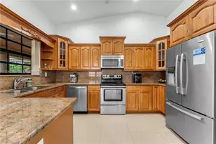 3730 SW 136th Ct, Miami, FL 33175 - Photo 13