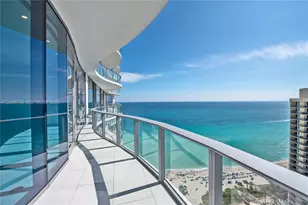 17475 Collins Ave, Sunny Isles Beach, FL 33160 - Photo 3