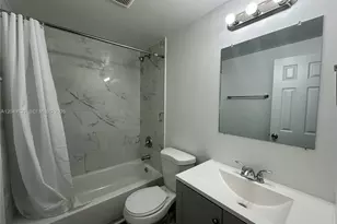 3660 NE 11th Ave, Oakland Park, FL 33334 - Photo 9