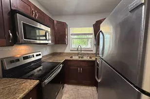 2640 NE 8th Ave, Wilton Manors, FL 33334 - Photo 7