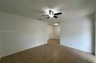 2640 NE 8th Ave, Wilton Manors, FL 33334 - Photo 3