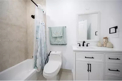 1046 NE 17th Ter, Homestead, FL 33033 - Photo 25