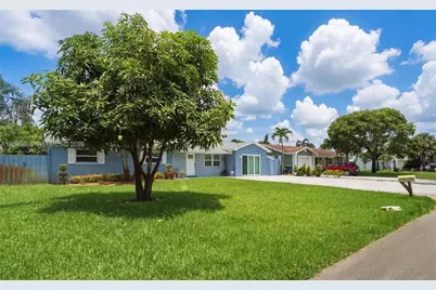 6595 Massachusetts Dr, Lake Worth, FL 33462 - Photo 5