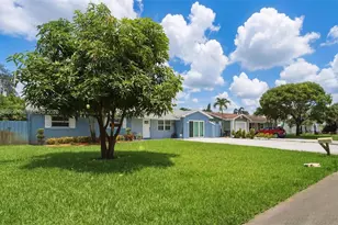 6595 Massachusetts Dr, Lake Worth, FL 33462 - Photo 5