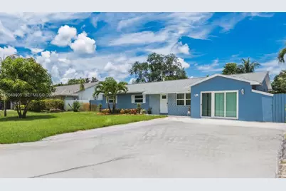 6595 Massachusetts Dr, Lake Worth, FL 33462 - Photo 3